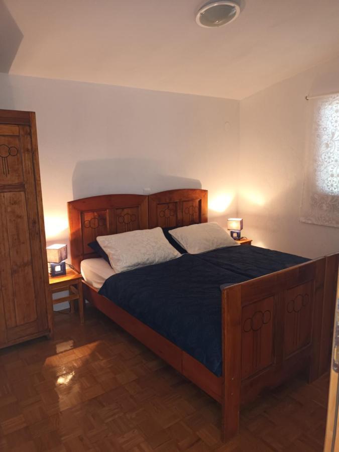 Apartmani Sikic Metajna Zewnętrze zdjęcie